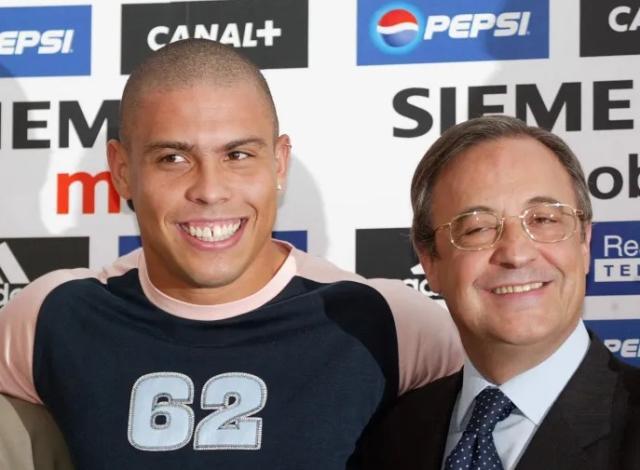 澳洲幸运十官网-【趣闻】50名金发女郎“欢迎”皇马，老佛爷严防大罗